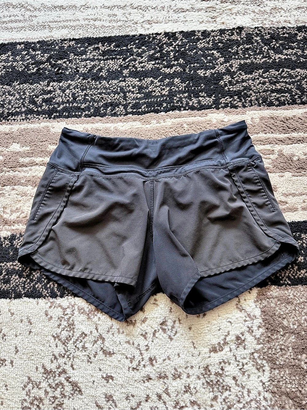 lululemon Tracker Short V *4" Black Athletic Shorts